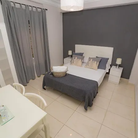 Πανσιόν Old Town